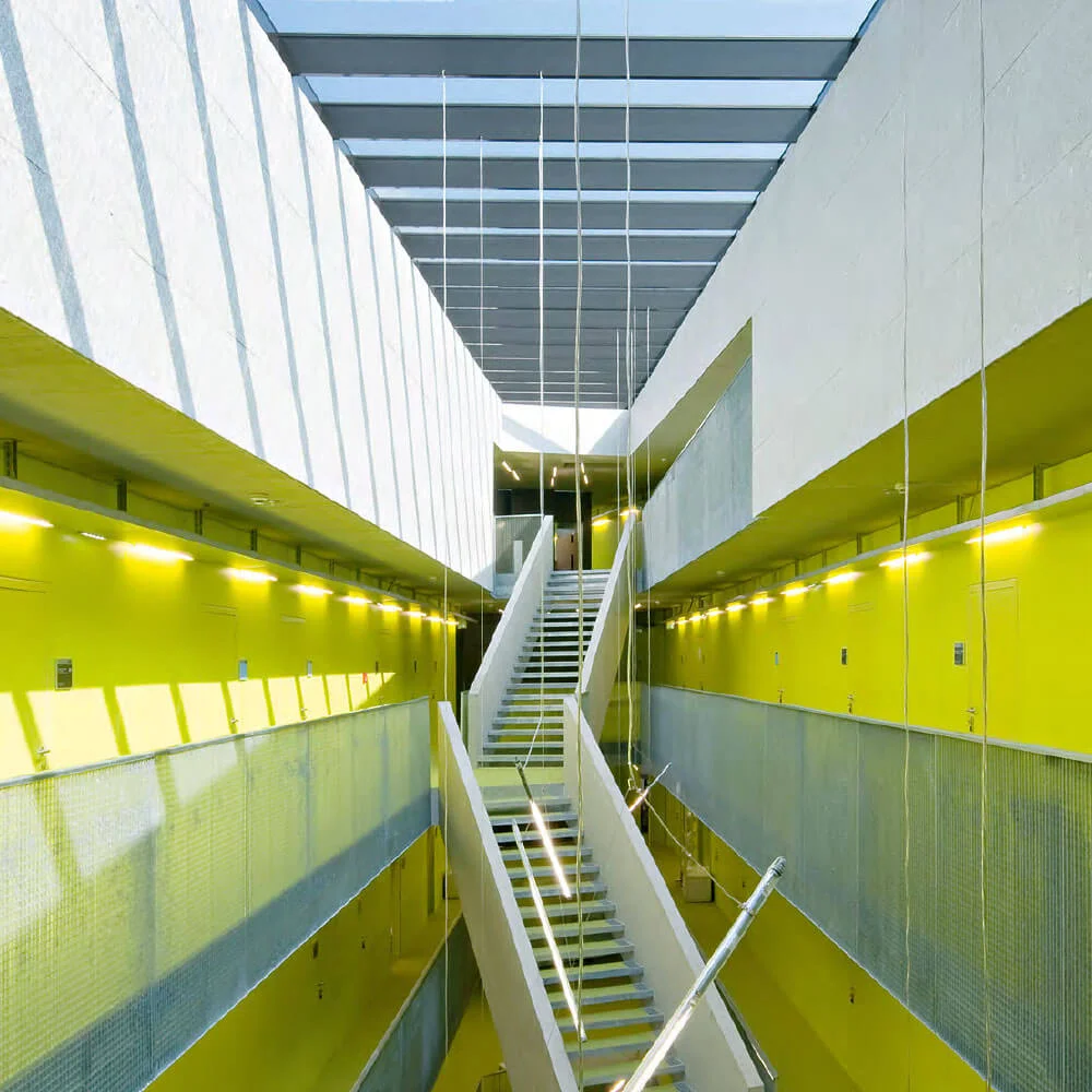 KNAUF Ceiling HERADESIGN® Fine in white at the hallway ceiling