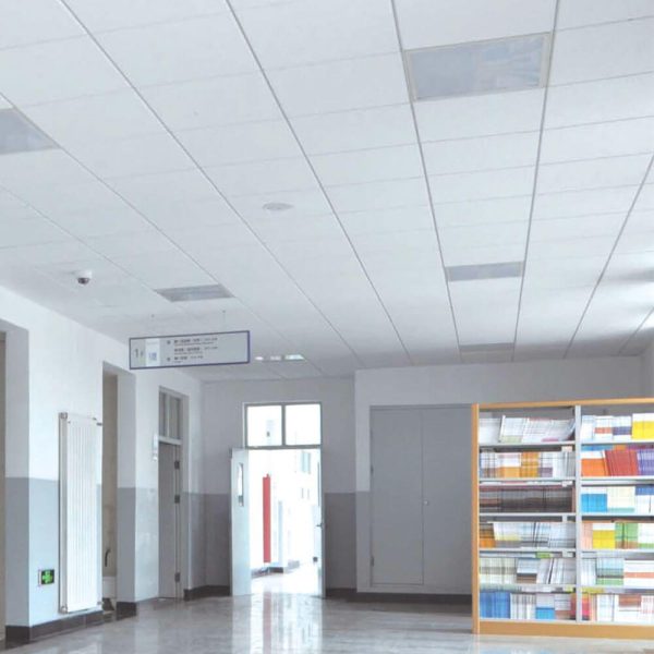 KNAUF Ceiling Armstrong ANF ceiling tiles in white with PeakForm Prelude XL 24 used in a corridor